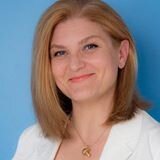 Founder http://GoSoloVacations,CTC Travel Agent, SCUBA and Movie enthusiast, foodie, Mom raising little travelers,striving for extraordinary travel experiences