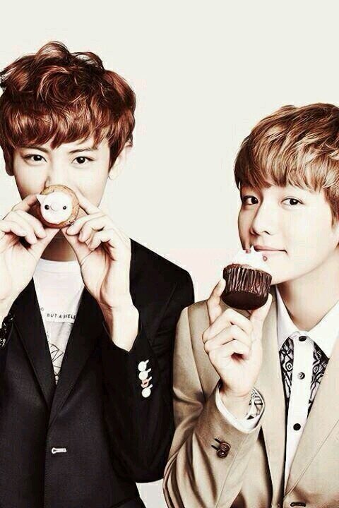 chanbaek is fvckd for me .