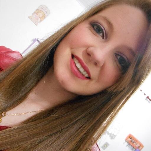 Andrine_s's profile picture. Elogios não me elevam, ofensas não me rebaixam, sou o que sou e não o que acham~ ♥
Segue ae..