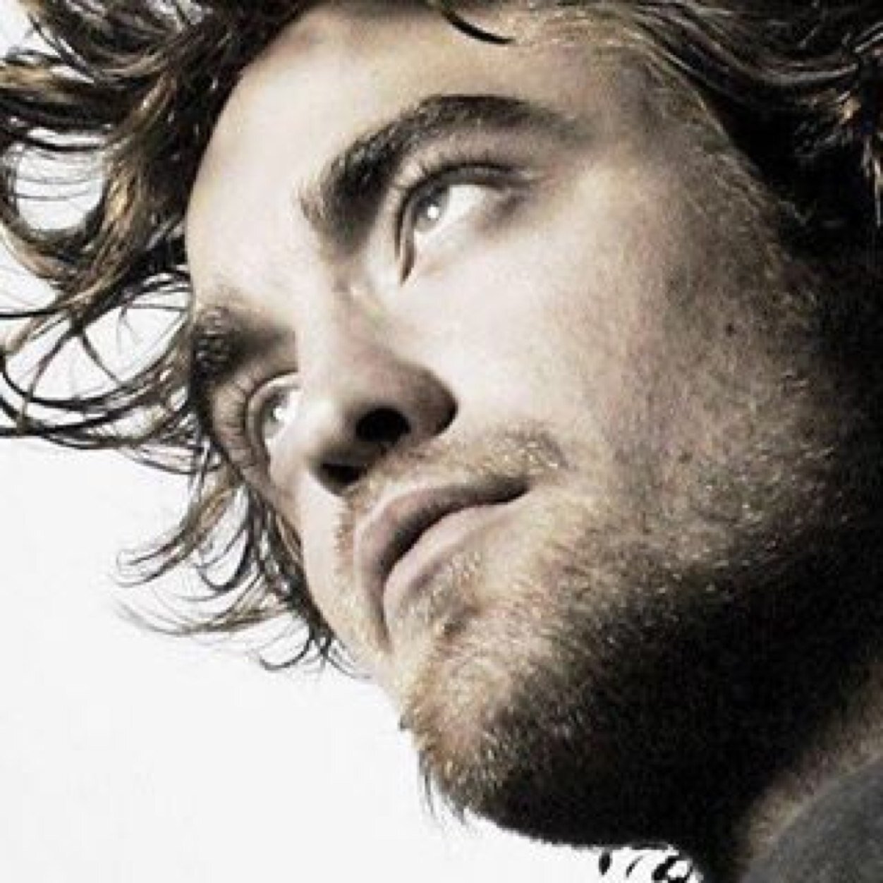 planetbluefic's profile picture. I'm just me. Reading and writing fic, goofing off.