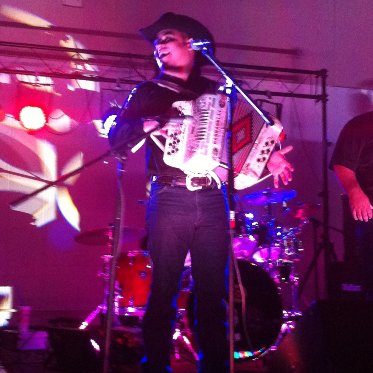 GilitosY's profile picture. Riley Hernández Sr. (956) 929-2808 We do gatherings parties new years eve celabrations