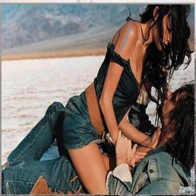 I'm Kebi mate of @Amun3, my sister is @EyptianMinxTia, @TiasBen. i'm the most cherished Egyptian Vampire Queen. I get all i want. RP18+