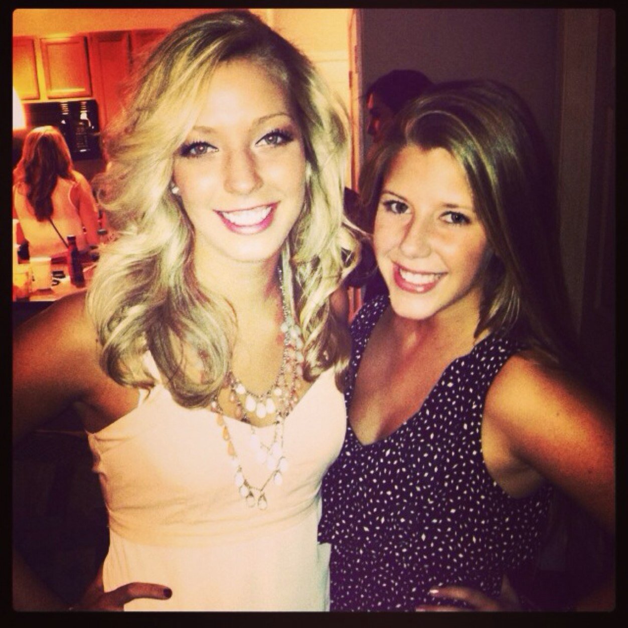 nic_pappas's profile picture. The future belongs to those who believe in the beauty of their dreams ✨