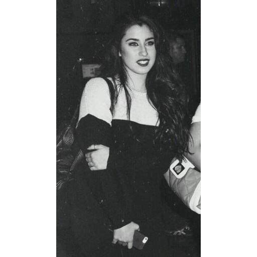 Hii free follow @happyjaureguis
