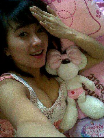 I'm single I'm very happy 22yo #Smart&Sexy #Lesbian (sometimes) #SharePic #No Pin #Follow Me, and Lets Have Fun With Me...