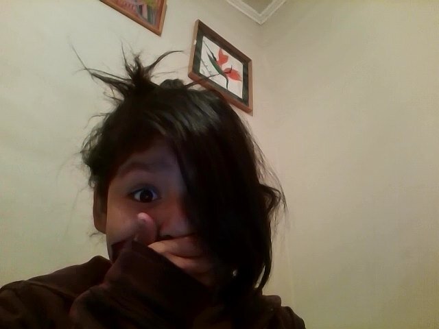 me gustan muxo  tener amigos  no estar sola :$