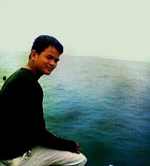 aliidrus88's profile picture. 