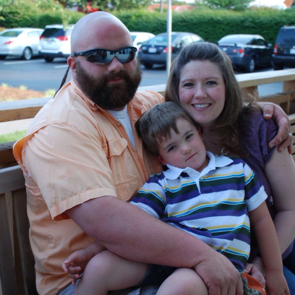 Wife and mother of two gorgeous children. Work as a CMA for a local family practice physician.