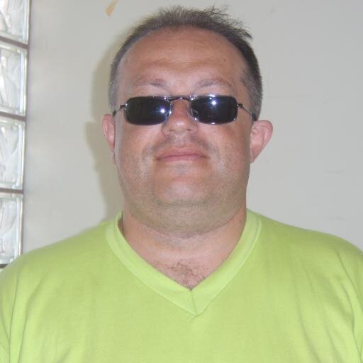 I was born in instanbul.i like rock music ,i'mAEK athens fan.Our real name was Klaç
(austrian)klatsis became in greece