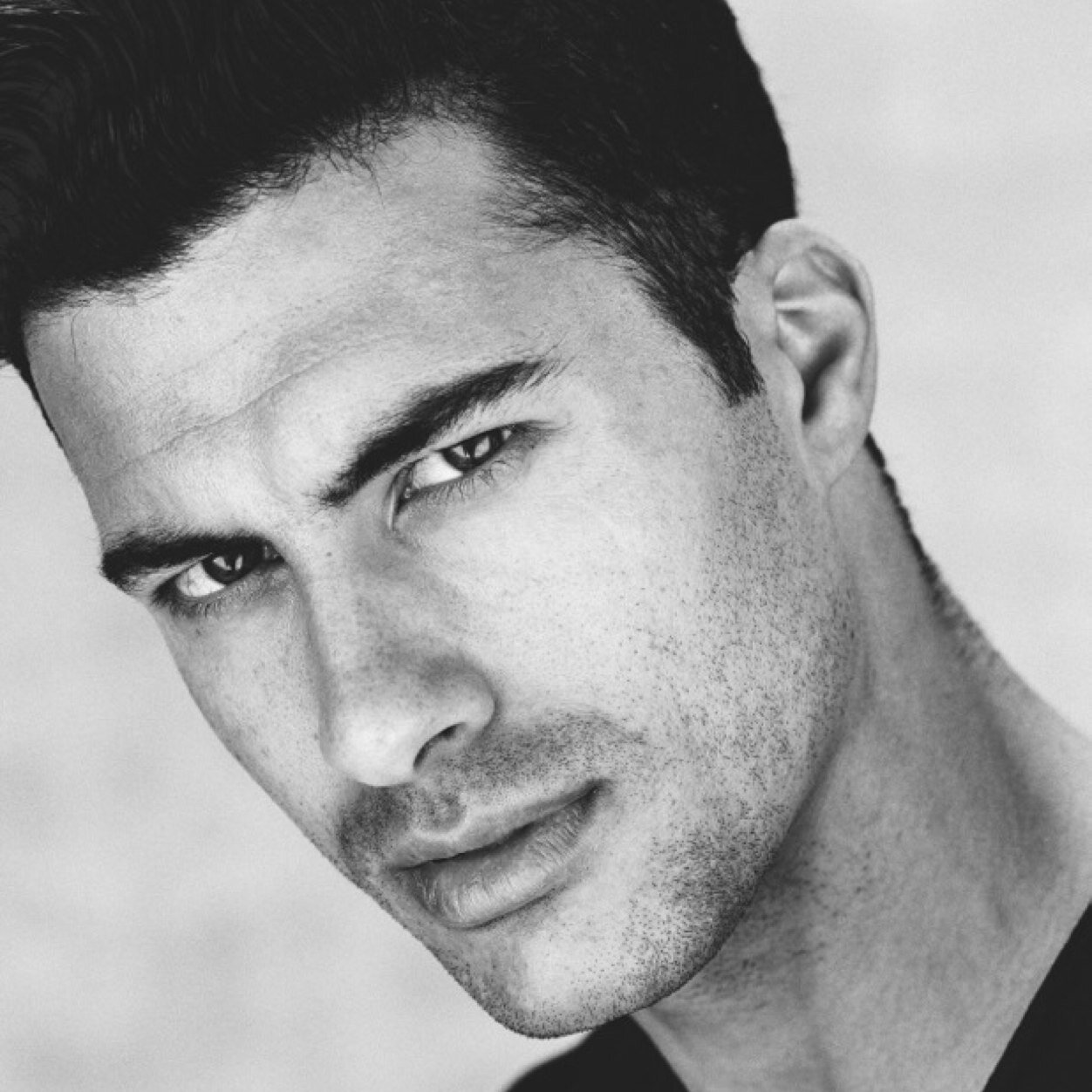 ManuelAlvess's profile picture. Modelo profesional en View Management. Aqui os dejo con un pedacito de mi vida, mis sentimientos y mi trabajo. Camino de un sueño...