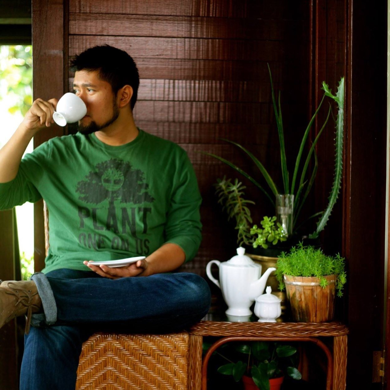 A life-time learner, full-time entrepreneur, & part-time adv.biker, gamer, book lover, tea sipper, and poet writer | OZA Premium Tea & OZA Tea House
