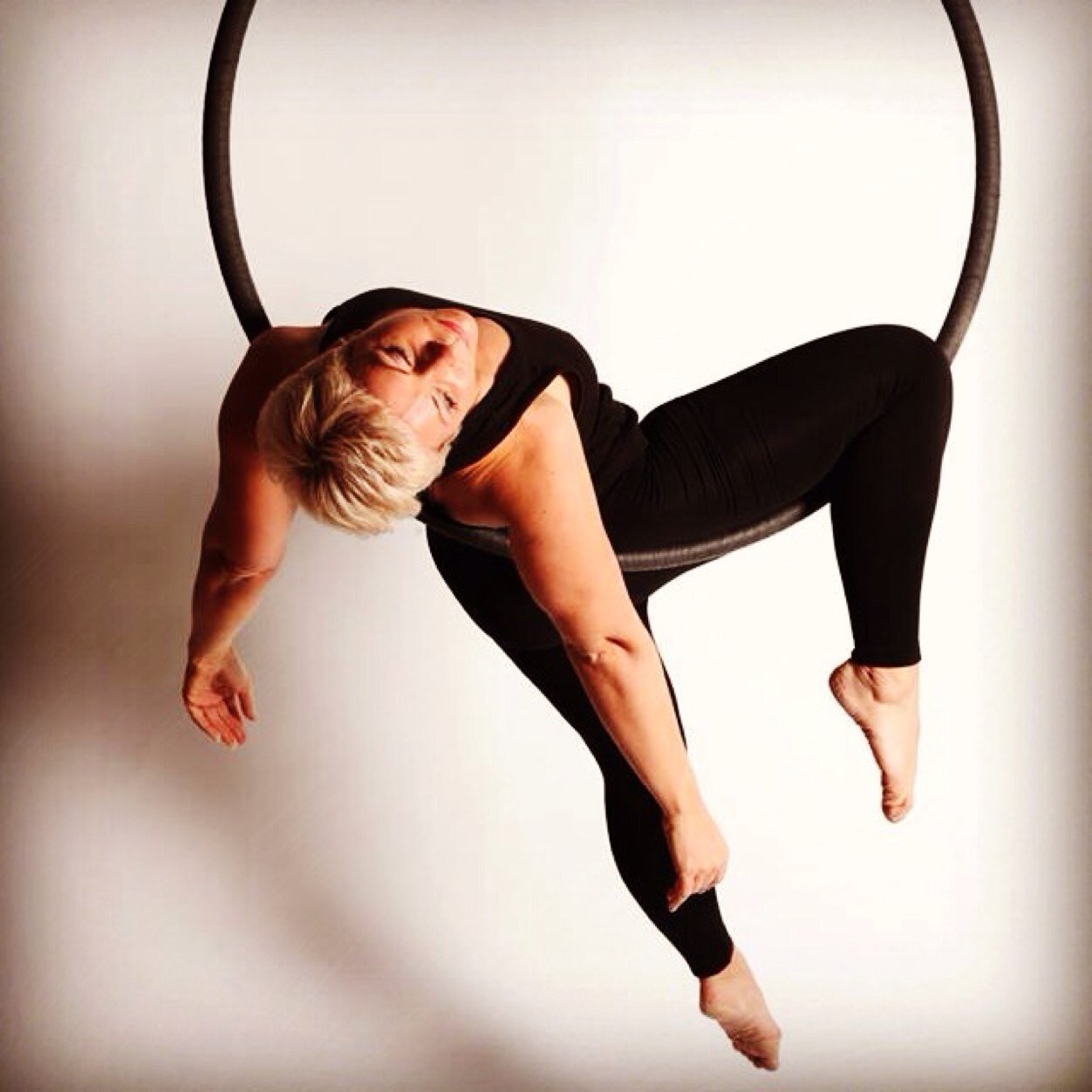 Pipsical's profile picture. Owner & instructor for @Polenastics Ltd, #poledanceclass in #MiltonKeynes. Official International #polefitness judge. #Polenastics http://t.co/Pi985XXhjk
