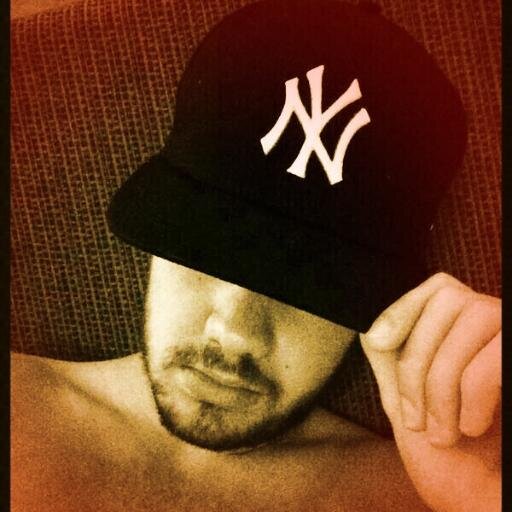 The worst thing a boy can do to a girl? Personally, I think it’s ignore her for a while whilst she’s loving you with all her heart”~Liam Payne