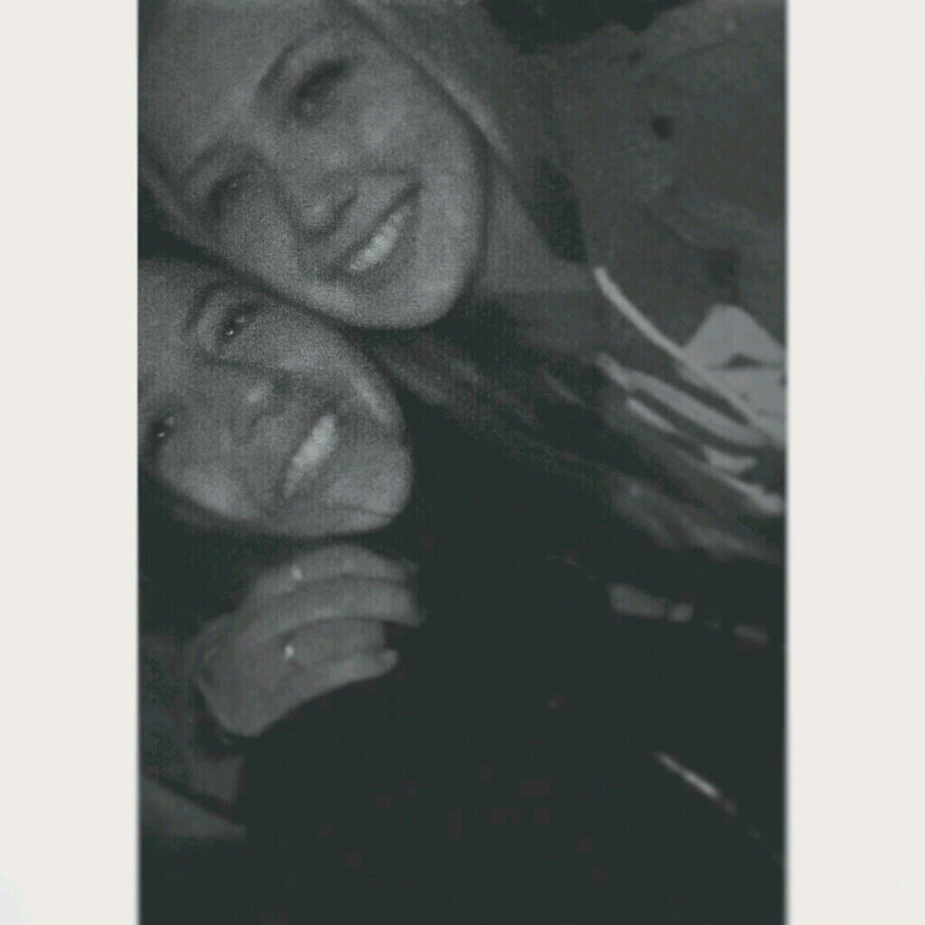 __joline's profile picture. love and be loved