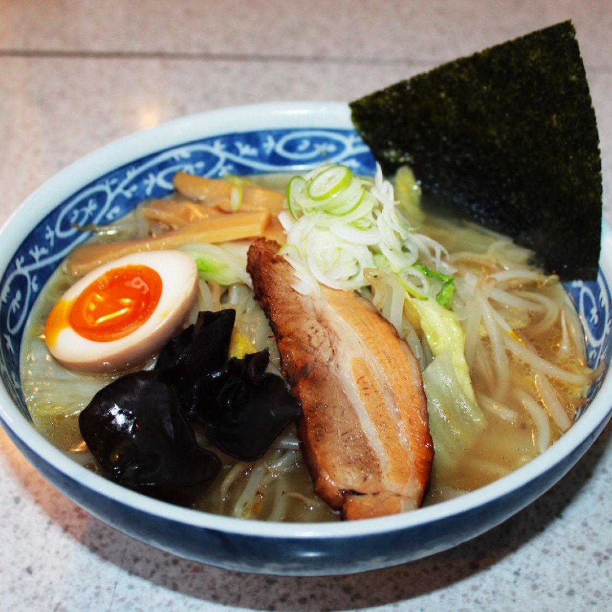 まだキアヌ・リーブスに見つかってないラーメン店