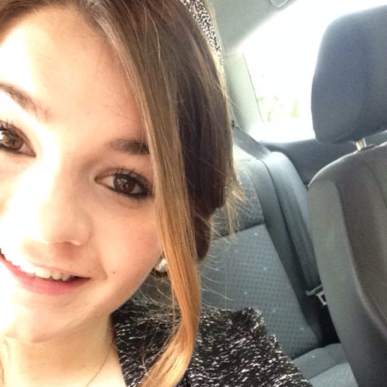 AlizeeDz's profile picture. 