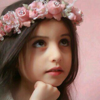 ‏بعض الزعل تمحيه ابتسامه : )