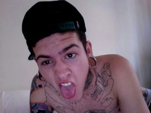 travis mills;single;bisex