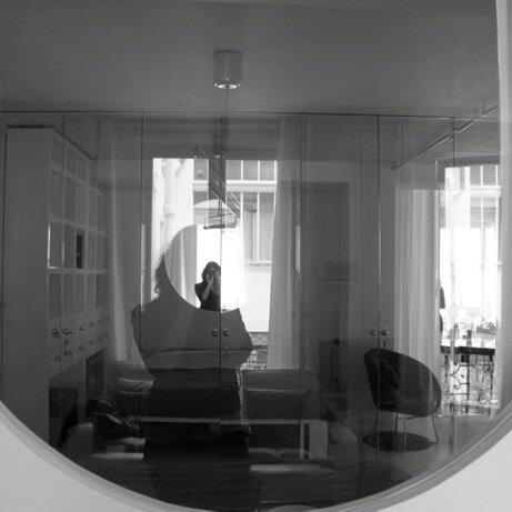 INTERIOR ARCHITECT 
-
PHOTOGRAPHER