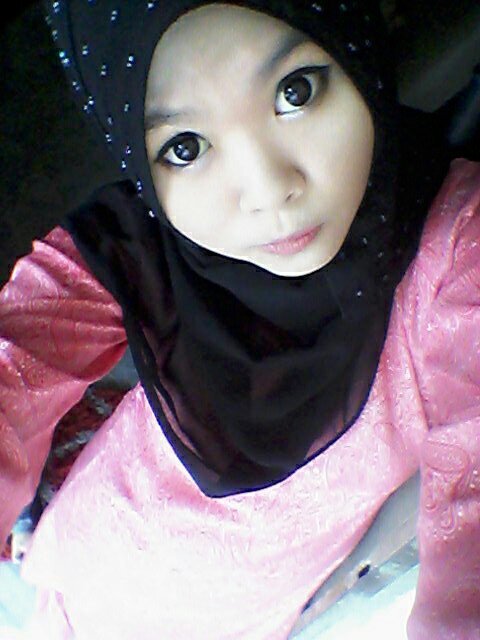 hye im shyera 16 n stay at klang...shyera still single lorhh ^_^