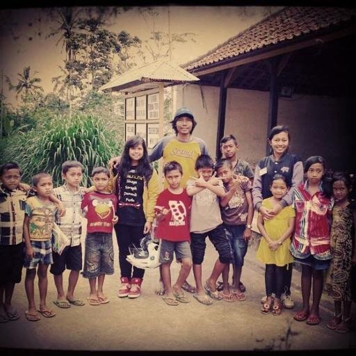 Pande Putu Setiawan Profile