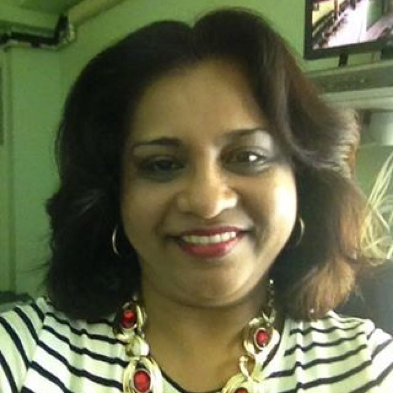 james_rosie's profile picture. Im fun loving, real and chooses to be happy