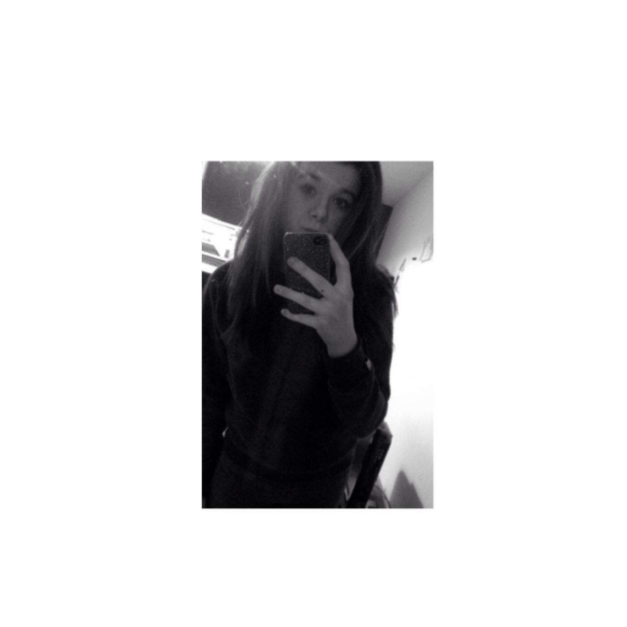 lauren12384's profile picture. 24/11/13 - rest in peace my beautiful bestfriend elliesha amari hind -✨