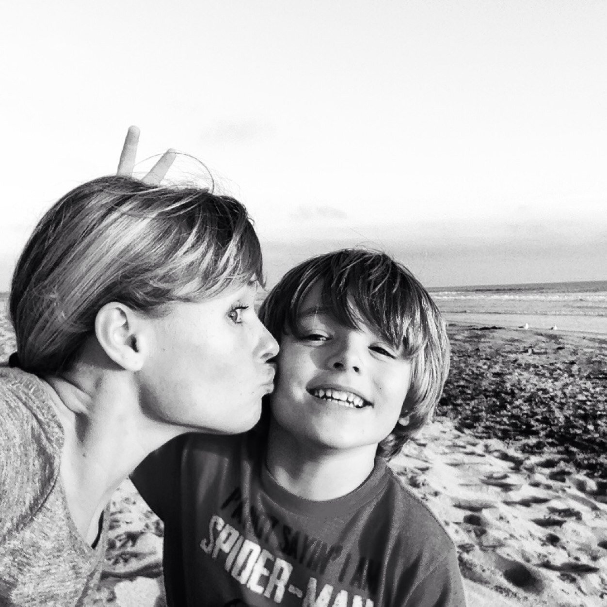 learntobox's profile picture. Loved by Jesus • wife & mama • kettlebell coach, massage therapist, artist.. Dream, believe, work smart, achieve, be grateful. IG @jenhopeyao