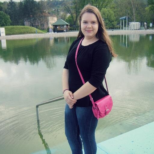 Hey! Justin Bieber, 1D, The Janoskians, Big Time Rush, Macklemore and The Script are the best ! Follow me and I'll follow you :) http://t.co/WhhTlG7QcV