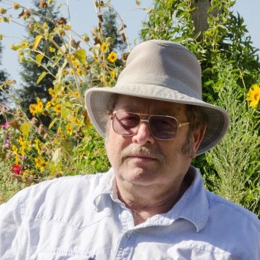 I'm retired scientist who also ran a newspaper and has freelanced since the 1980s.