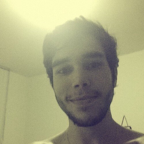 PauloRozental's profile picture. Numa moldura clara e simples sou aquilo que se vê.