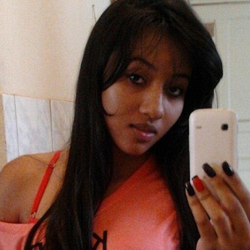 ''Duas pessoas podem guardar um segredo, se uma delas estiver morta!'' P.L.L.  ♥