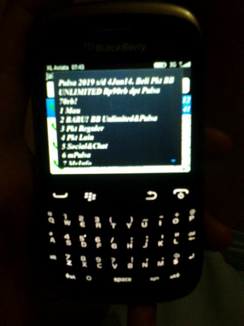 Saya + Kamu = CINTA follow iya,,just mention!!! 25A938D5 ?? INDONESIA