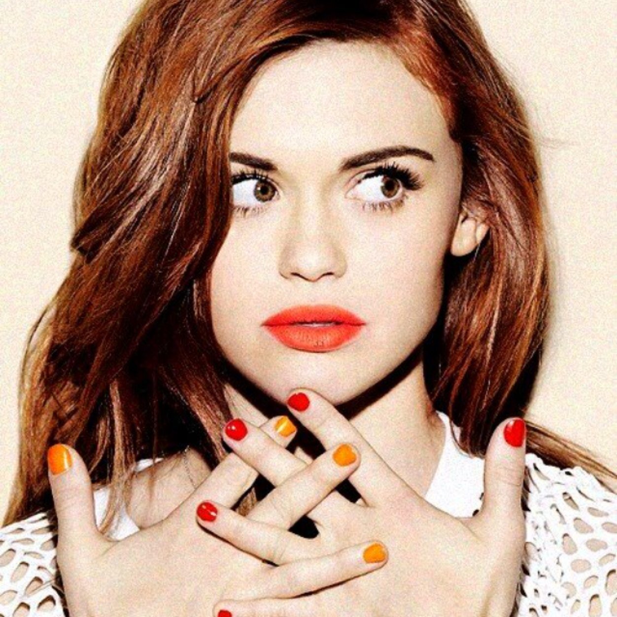 FREE FOLLOW , FOLLOW @Teenwolfleftove I FOLLOW ALL FANDOM ACCOUNTS!!!!