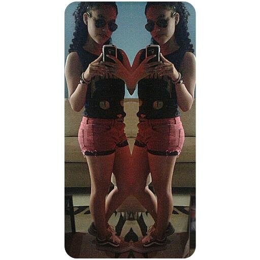 God write right by right lines. Unfaithful is the one who doesn't to interpretate! Vitor Thiré ♡