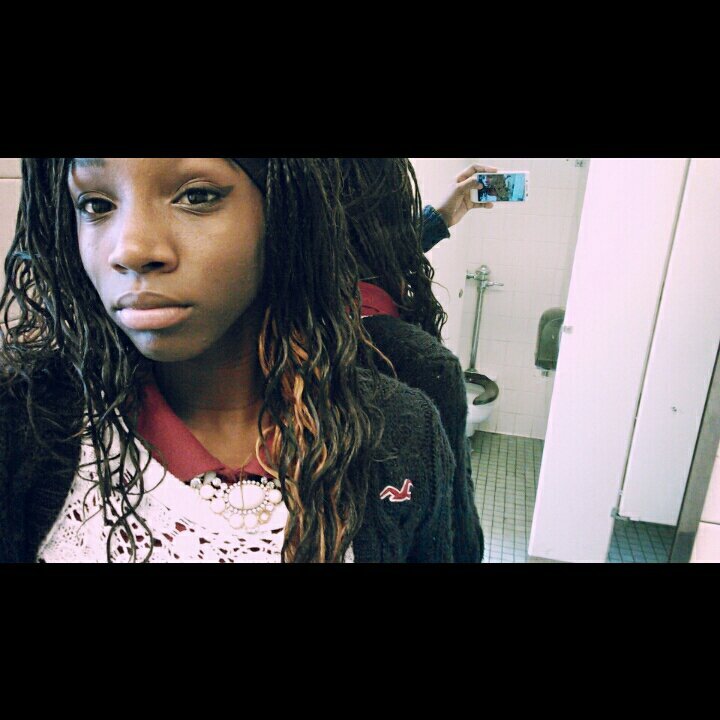 , Facbook : Shannon Dtn   Instagram : Gvlden_Trilzz  Follow Me
