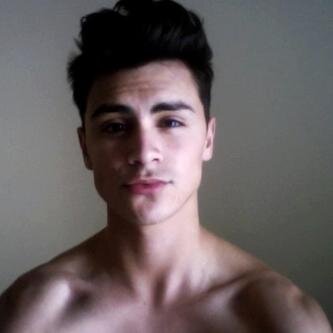 ||Se hai bisogno di fare qualcosa di stupido, fatti me, io sono stupido. || Primo richard alaya all gdr. (y) ~~ bea ~~