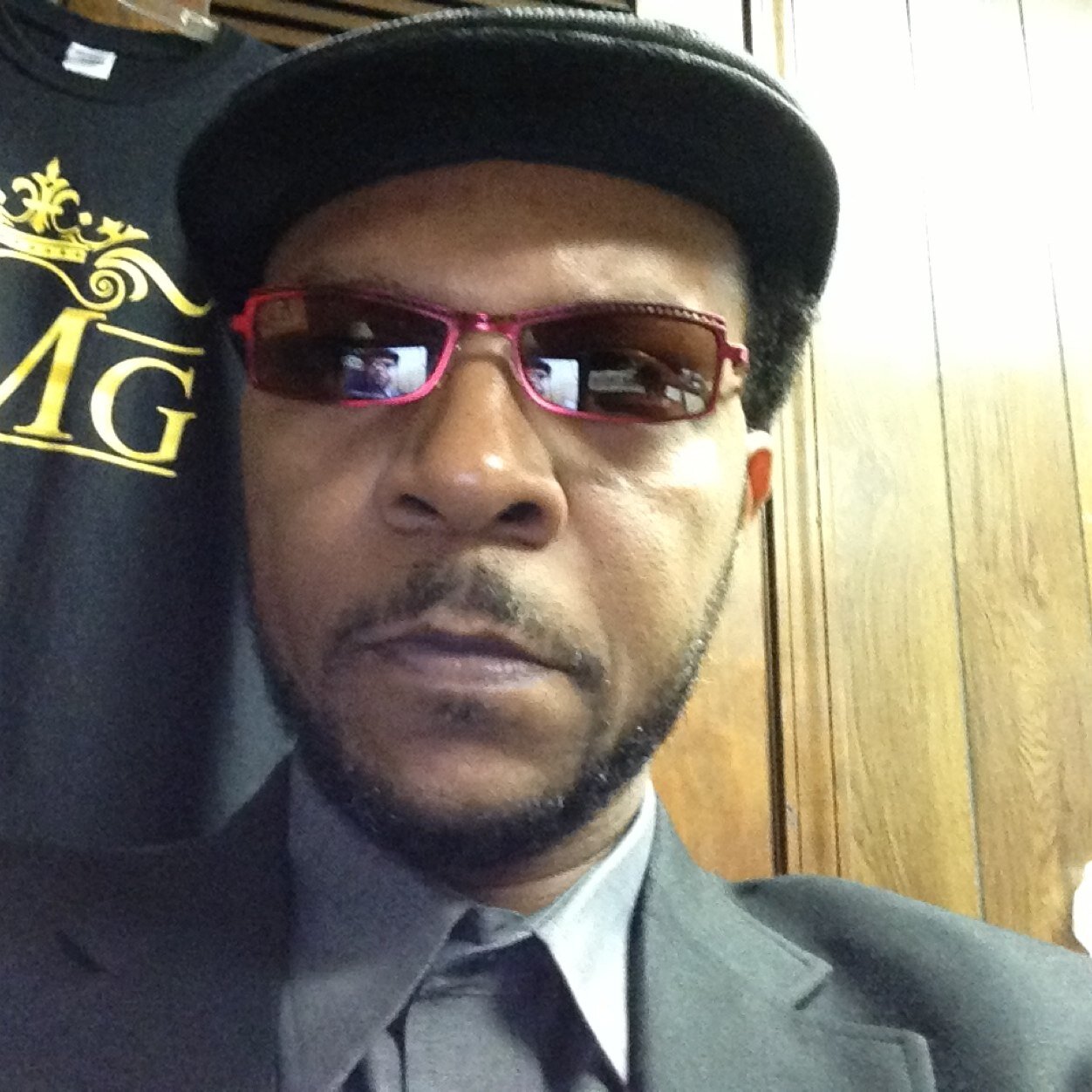 Master Barber-Stylist and Business Management Specialist with over  20 years of experience. CEO of Fortune Builders, LLC a Global Relationship Marketing Firm.