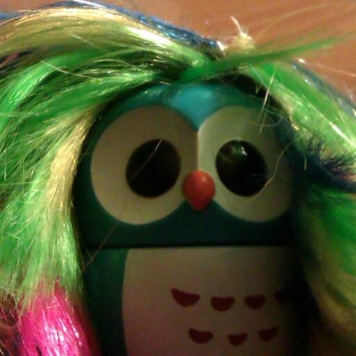 I'm an owl who likes tweeting way. Follow me