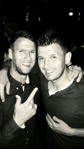 dinger81's profile picture. Enjoy life! Work hard,play hard & enjoy every minute...you never know what could happen around the corner!