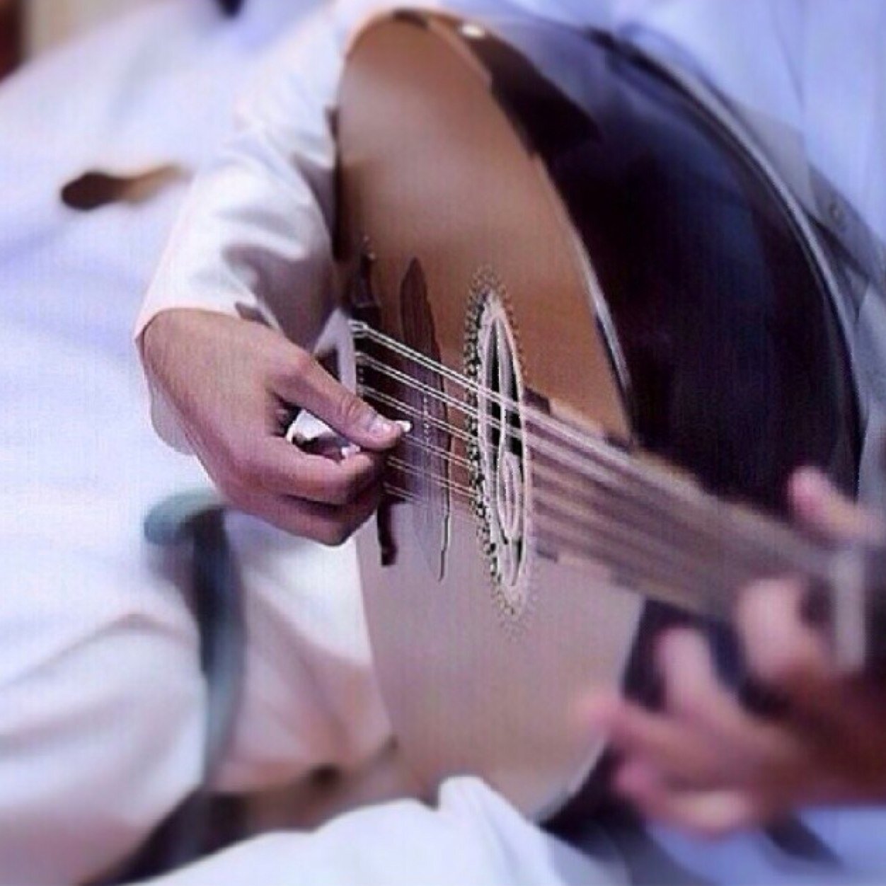 الششوق زاد و حالتي ما تسسرك
my kik : thawaini
