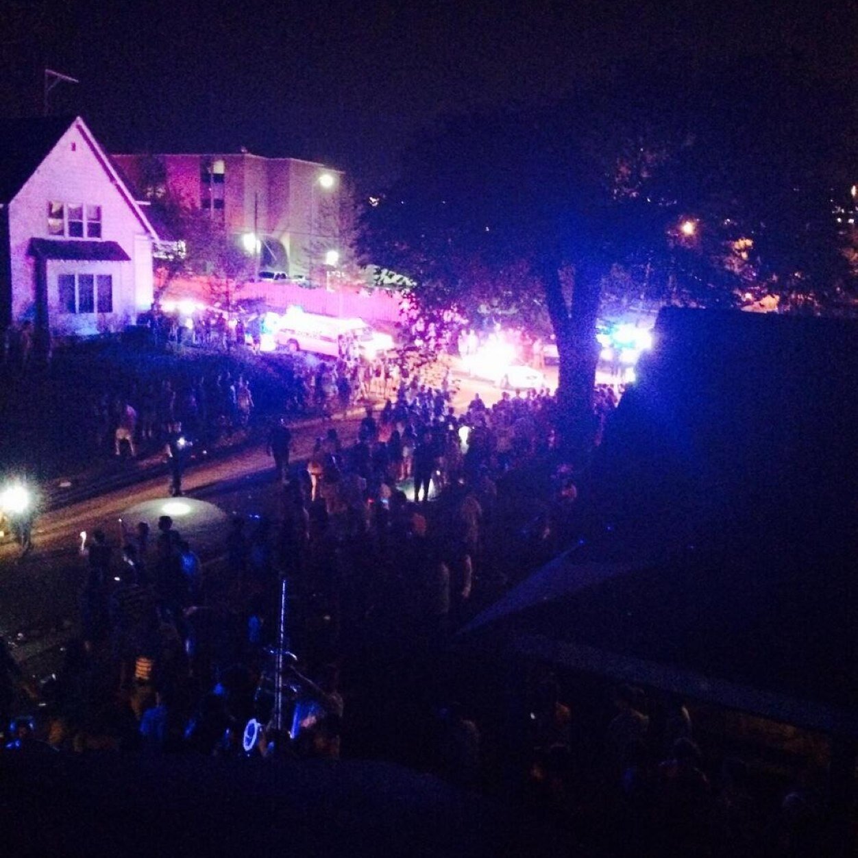 Letting you know where it's going down in Ktown. Tweet us your block party stories, pics, and videos. Not affiliated with the University of Tennessee