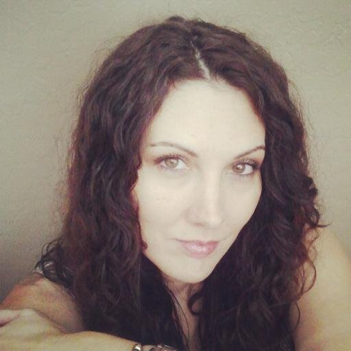 EndoPals's profile picture. Endo Pals supports, empowers, and educates using creative arts to heal and inspire #endowarriors to live their best life.