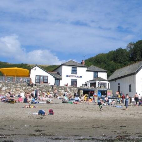 The Inn on the Beach Polkerris, Cornwall Serving food 12-3 & 6-9, snacks 3-5 and hot & cold drinks all day. Open 11-11 
01726 813991