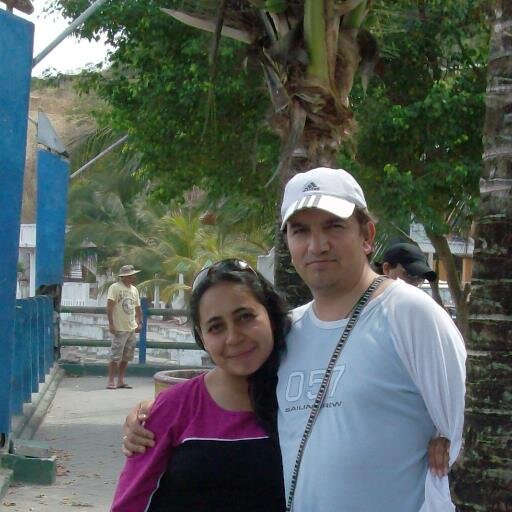 veritofernanda2's profile picture. Mirando el horizonte con esperanza y con Ricky que es la luz de mi vida y con mi amor que el sol de mi existencia