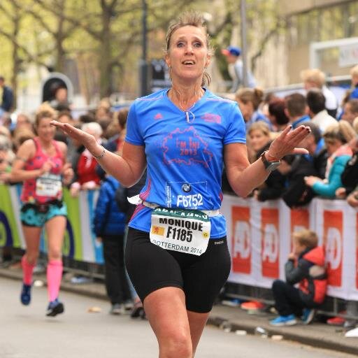 Monique, hou van het leven. Wat er ook gebeurd blijf het leven van de zonnig kant zien. Hardlopen is mijn uitdaging.