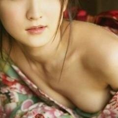 Hi, I'm Japanese. And I post Japanese beautiful girls pictures every day. If you want to see more pictures, please visit my website. Thank you!