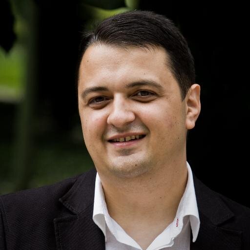 Engeneering, entrepreneurship, sailing, gastronomy & fine living
Co-founder of atradoftana.ro