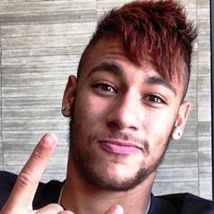 Você conseguiu me enfeitiçar, sua maneira de sorrir, de falar, de brincar.. Tudo isso me deixou completamente apaixonada por você @Njr92 s2 since: 20/03/2010