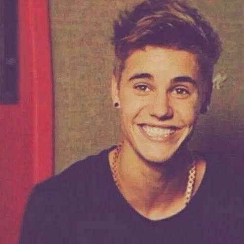 ♥B E L I E B E R♥ I love you Justin bieber 
Please FOLLOW ME --- IS my dream